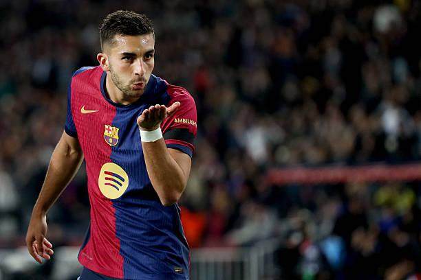 1743121706103053844.jpg 2206563332-612x612.jpg